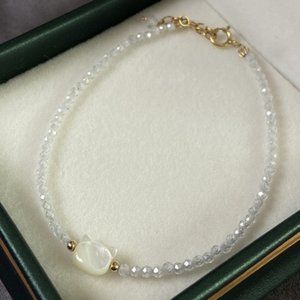 Natural Crystal +catty shaped shell + 925 silver bracelet